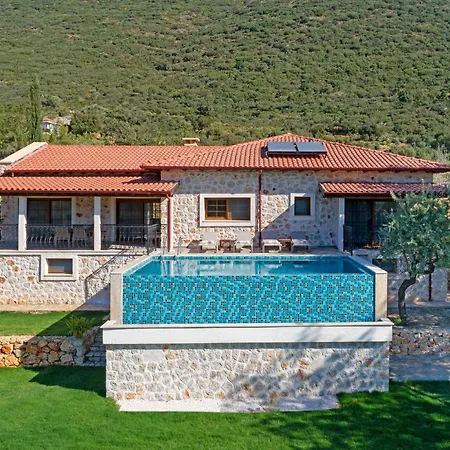 Kairos Hotel